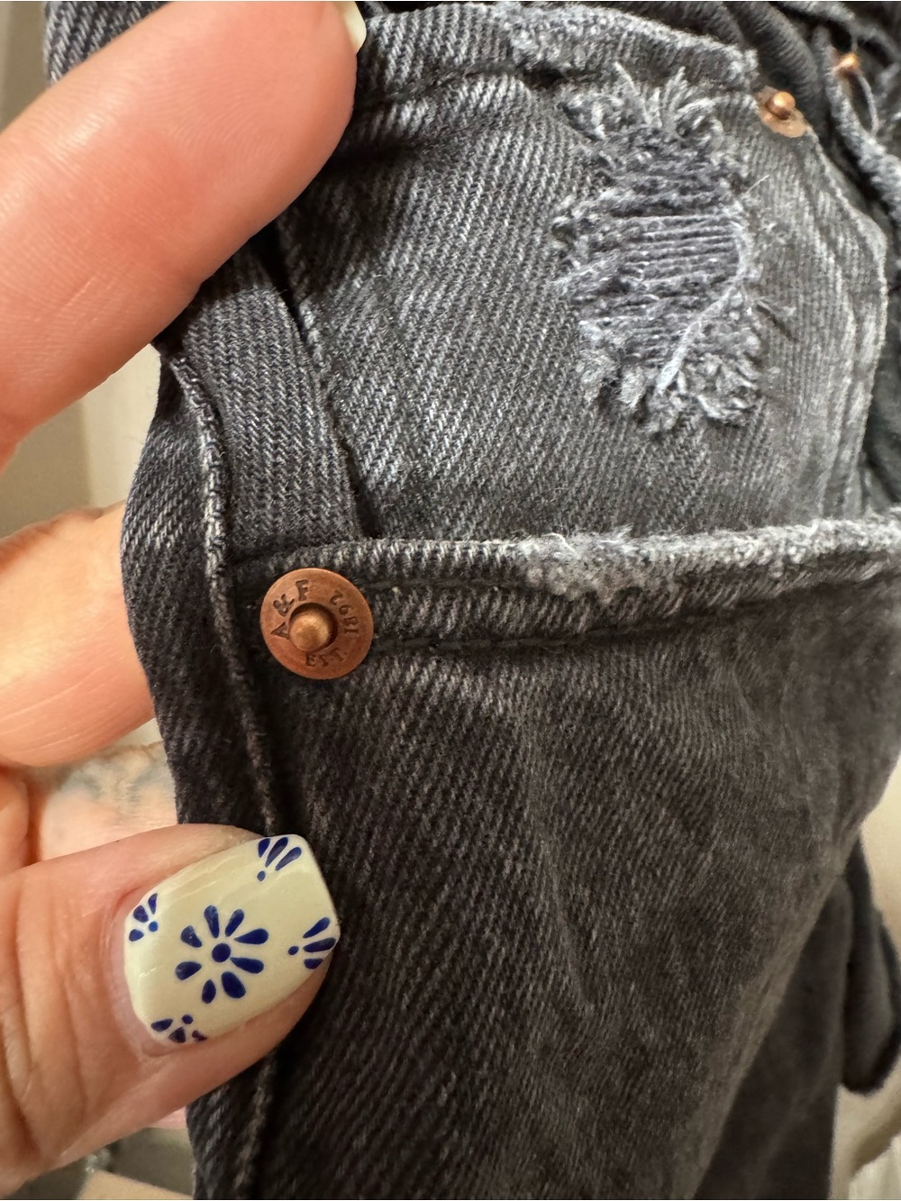 Abercrombie & Fitch Charcoal Distressed Denim Cutoffs - Picture 10 of 13
